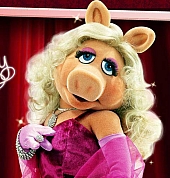 153_Muppet_Show_miss_Piggy.bmp