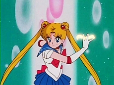 Sailor_Moon_lancio_diadema_cristallo_di_luce__008.jpg