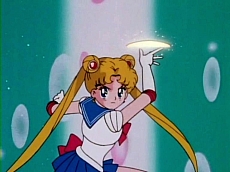 Sailor_Moon_lancio_diadema_cristallo_di_luce__010.jpg