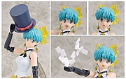 Magical_Emi_figures_005.jpg